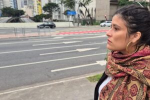 Barbara Olivia, cantora e compositora paulistana, lança seu primeiro EP “Você só tem o seu caminho”