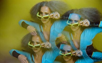 Iara Rennó celebra 10 anos dos icônicos álbuns-gêmeos ARCO & FLECHA com o show no SESC Belenzinho