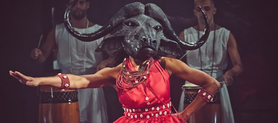 Em março, Companhia de Teatro Heliópolis faz curtíssima temporada de premiada montagem CÁRCERE ou Porque as Mulheres Viram Búfalos. As apresentações ocorrem entre os dias 6 e 15/03, somente às sextas e aos sábados, às 20h, e aos domingos, às 18h, em sua sede – na Casa de Teatro Mariajosé de Carvalho, no Ipiranga.