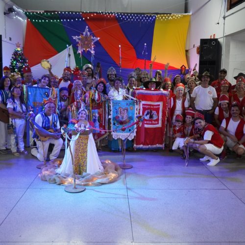 Encontro de Folias de Reis celebra a arte popular e tradição