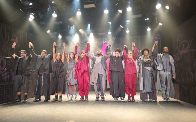 Hip-hop Hamlet transforma Shakespeare em batida urbana