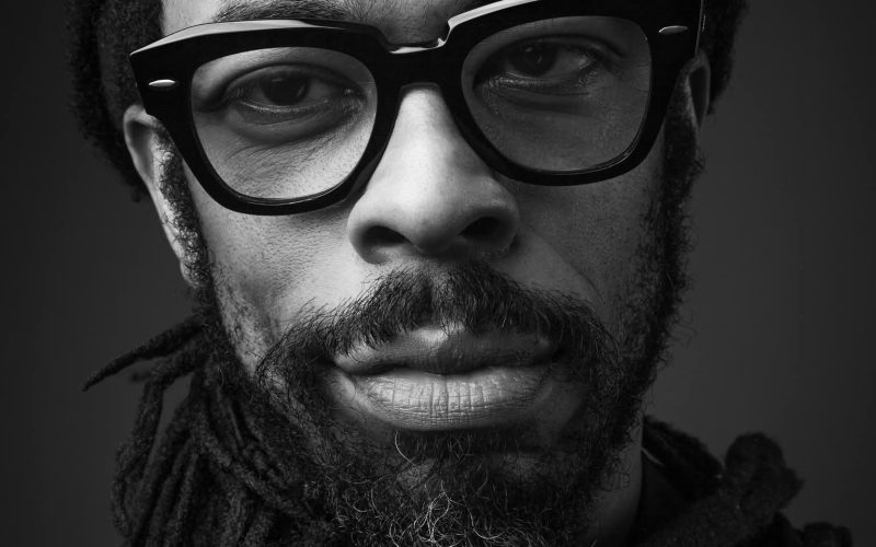 Rodrigo Carneiro:                                                   Memórias entre música e cultura pop